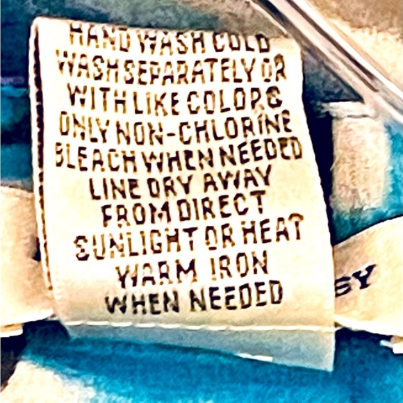 3 Womens Laura Ashley petite dress blouses. - Picture 12 of 16